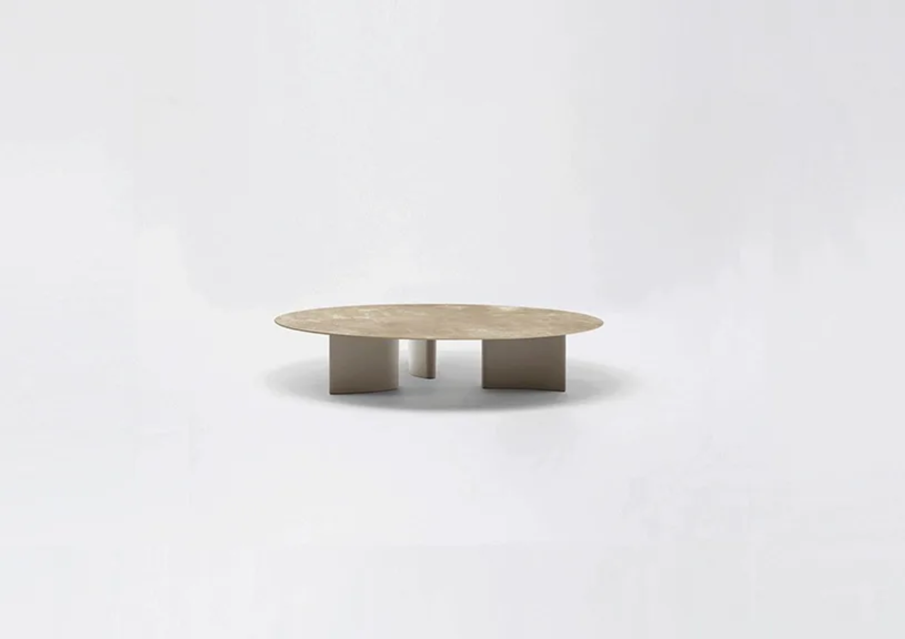 Naca | Low round table with top in porcelain stoneware ø 80/120 x h 21 cm Naca | Low round table with top in porcelain stoneware ø 80/120 x h 21 cm