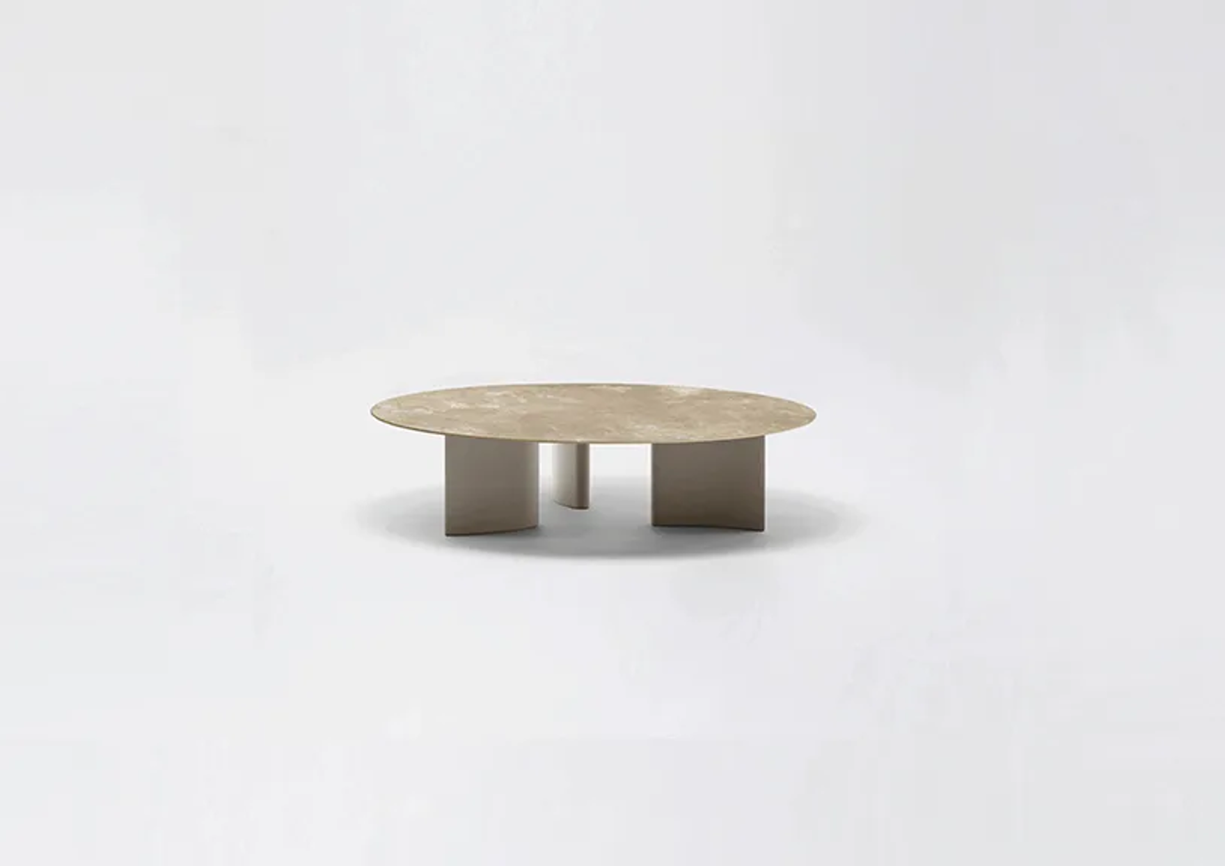 Naca | Low round table with top in porcelain stoneware ø 80/120 x h 33 cm Naca | Low round table with top in porcelain stoneware ø 80/120 x h 33 cm