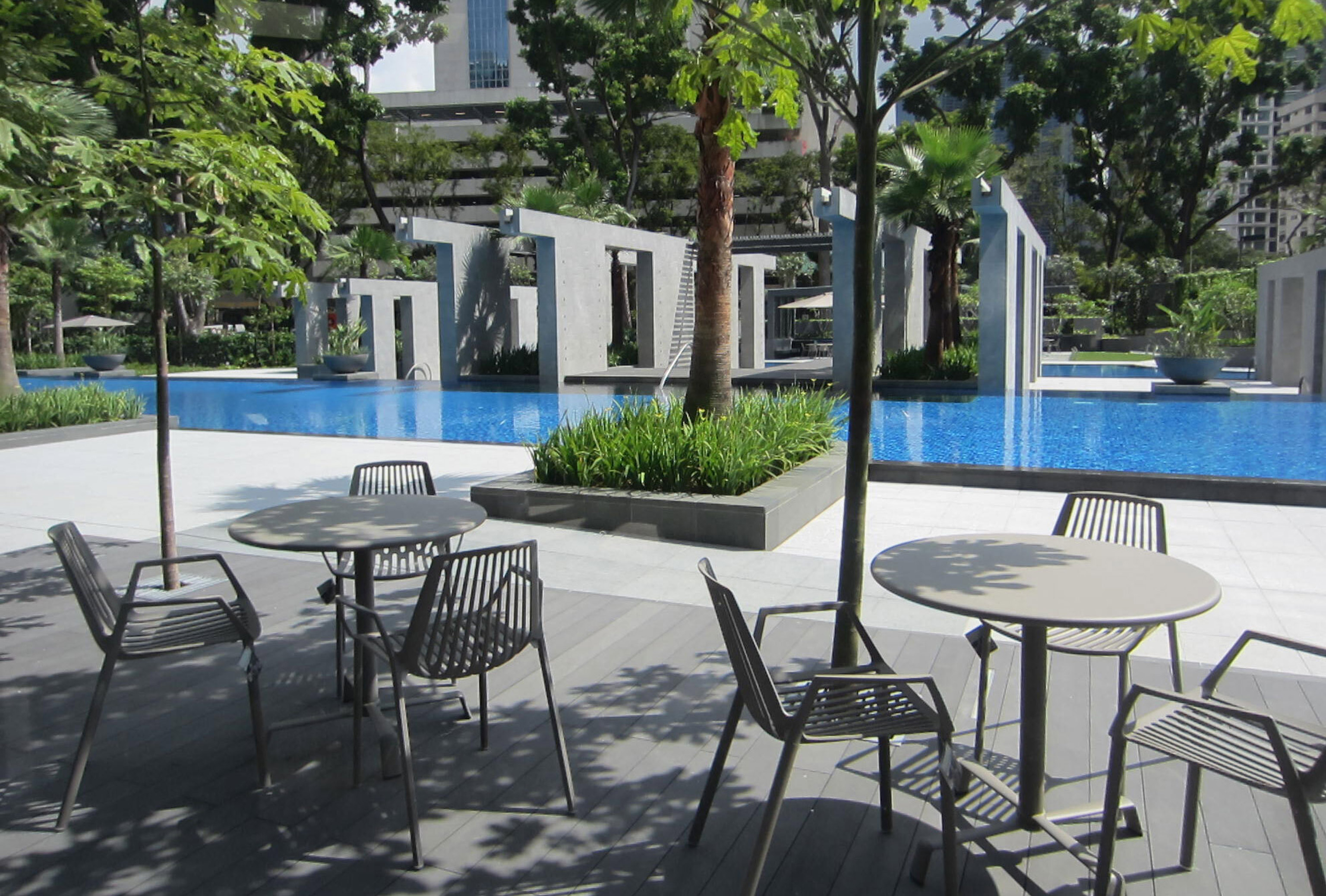 Fast Outdoor Lifestyle Viva Condominium copertina