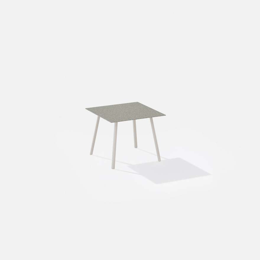 Mosaiko | Tavolo basso quadrato con piano in alluminio puntinato