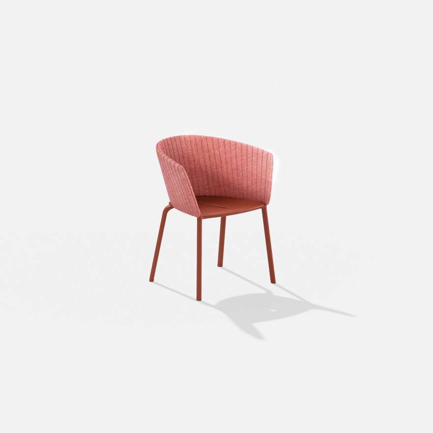 Ria | Dining armchair with quilted backrest