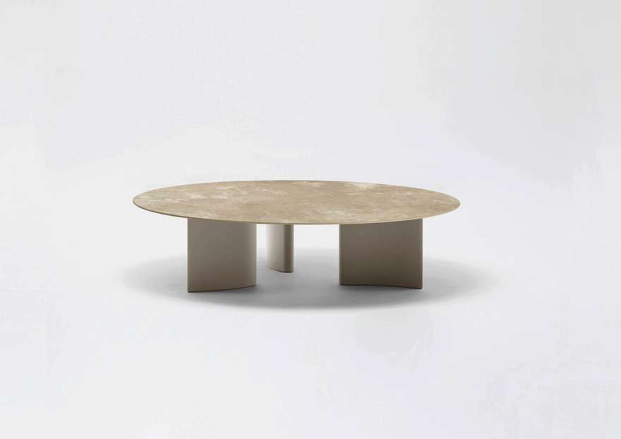 Naca | Low round table with top in porcelain stoneware ø 80 / ø 120 x h 33 cm Naca | Low round table with top in porcelain stoneware ø 80 / ø 120 x h 33 cm