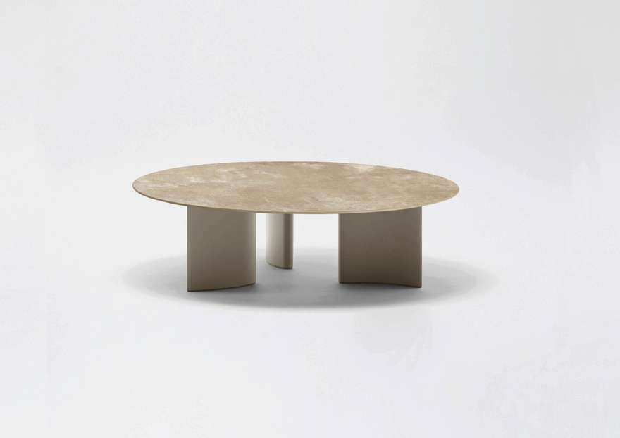 Naca | Low round table with top in porcelain stoneware ø 80 / ø 120 x h 41 cm Naca | Low round table with top in porcelain stoneware ø 80 / ø 120 x h 41 cm